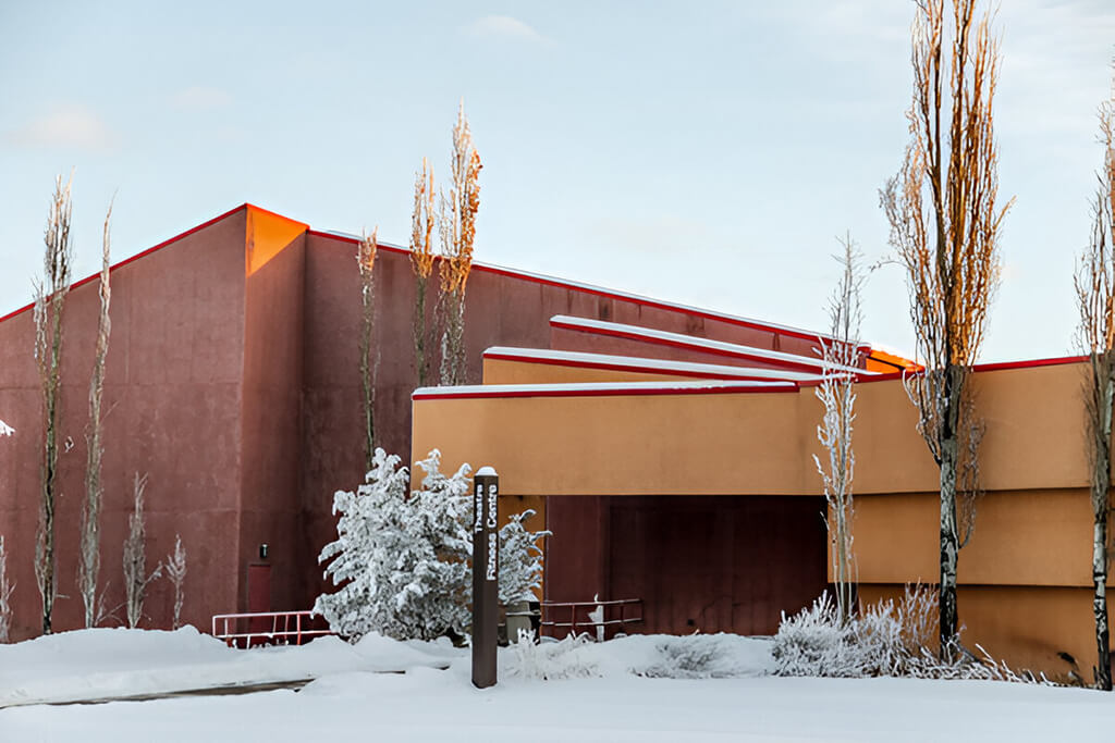 Exterior photo of Fairview Theatre